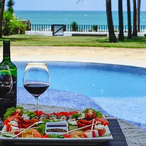 suite-premium-beira-mar.portodegalinhashotels.com/